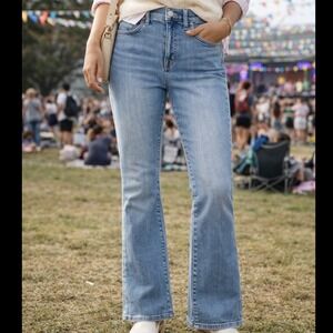 Madewell Mid-Rise Kick Out Jeans Women 28 Medium Wash Blue Denim Flare Pants